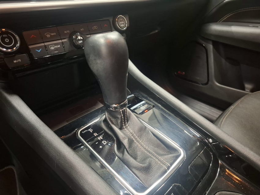 jeep compass 1.3 t270 turbo flex longitude at6 4p automatico 2022 jeep compass 1.3 t270 turbo flex longitude at6 4p automatico 2022