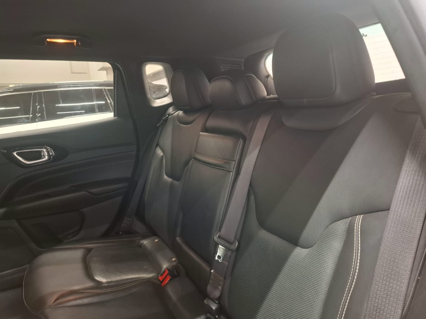 jeep compass 1.3 t270 turbo flex longitude at6 4p automatico 2022 jeep compass 1.3 t270 turbo flex longitude at6 4p automatico 2022