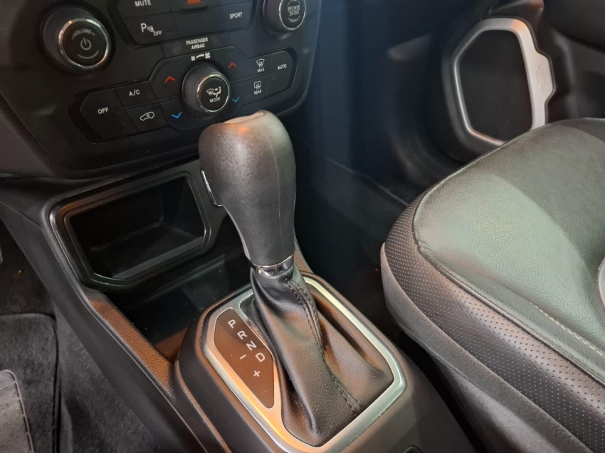 jeep renegade 1.8 16v flex longitude 4p automatico 2021 jeep renegade 1.8 16v flex longitude 4p automatico 2021