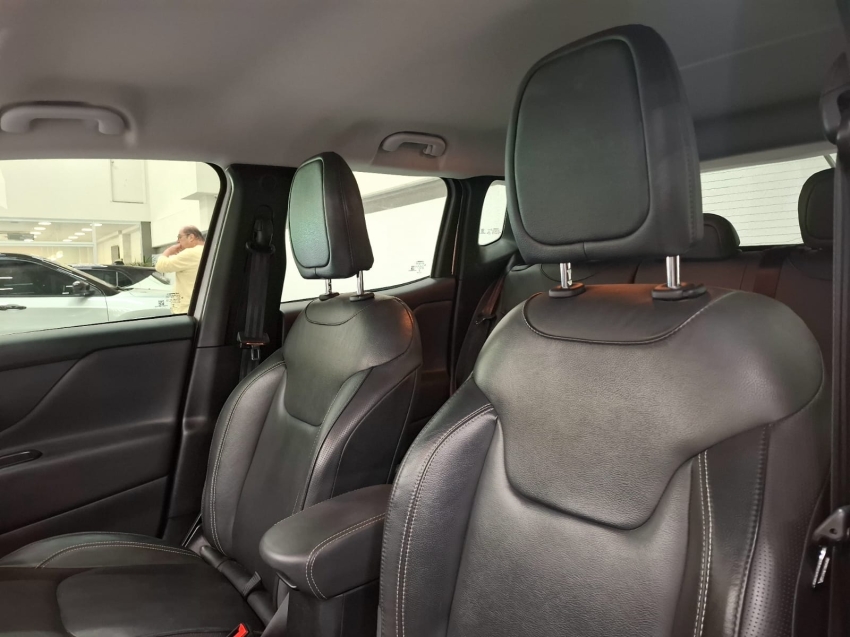 jeep renegade 1.8 16v flex longitude 4p automatico 2021 jeep renegade 1.8 16v flex longitude 4p automatico 2021