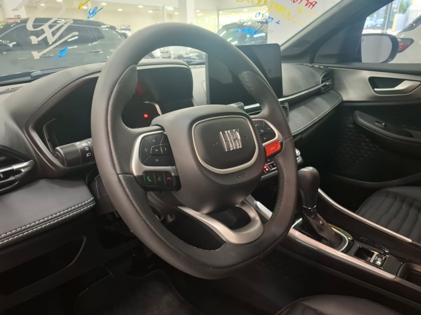fiat fastback 1.0 turbo 200 hybrid impetus cvt hibrido 4p automatico 2025