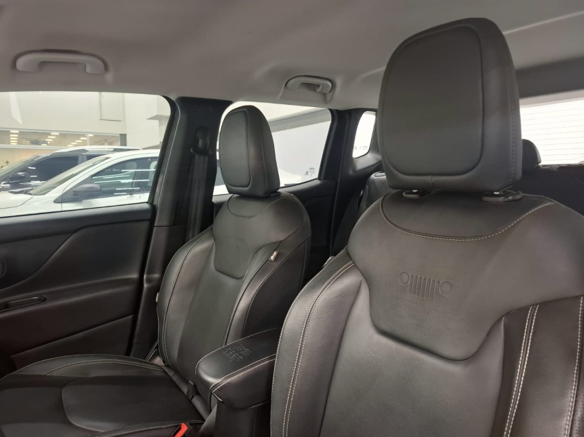 jeep renegade 1.3 t270 turbo flex longitude at6 4p automatico 2023 jeep renegade 1.3 t270 turbo flex longitude at6 4p automatico 2023