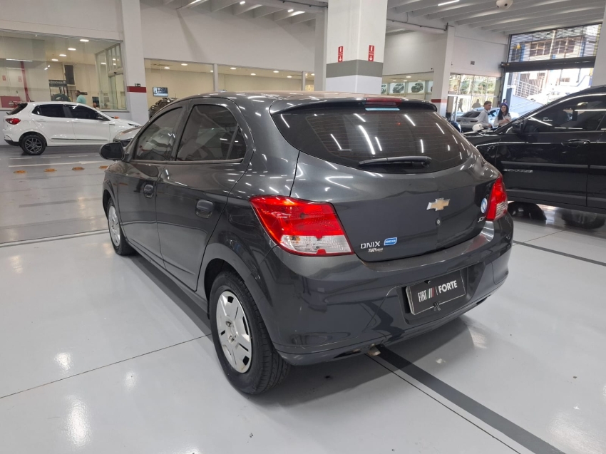 chevrolet onix 1.0 mpfi joy 8v flex 4p manual 2018 chevrolet onix 1.0 mpfi joy 8v flex 4p manual 2018