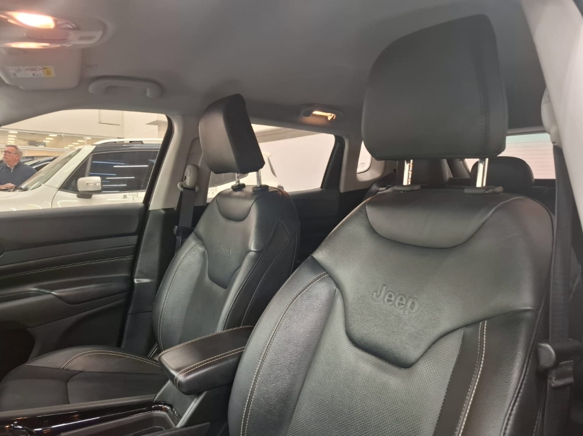 jeep compass 1.3 t270 turbo flex longitude at6 4p automatico 2023