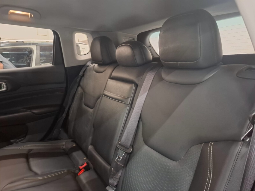 jeep compass 1.3 t270 turbo flex longitude at6 4p automatico 2023
