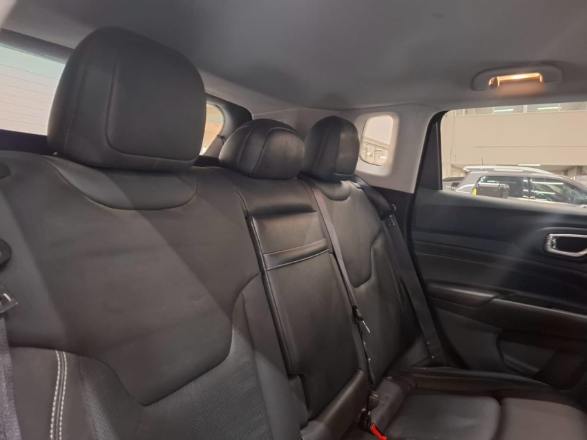 jeep compass 1.3 t270 turbo flex longitude at6 4p automatico 2023