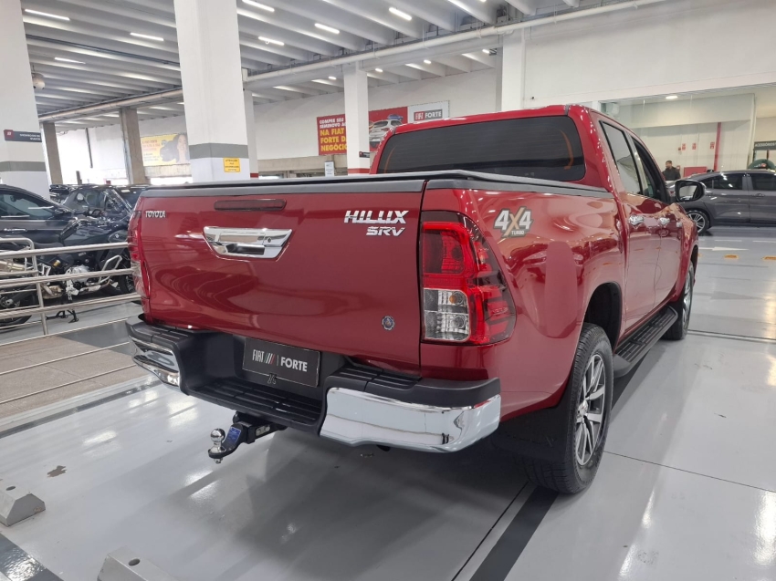 toyota hilux 2.8 srv 4x4 cd 16v diesel 4p automatico 2020 toyota hilux 2.8 srv 4x4 cd 16v diesel 4p automatico 2020