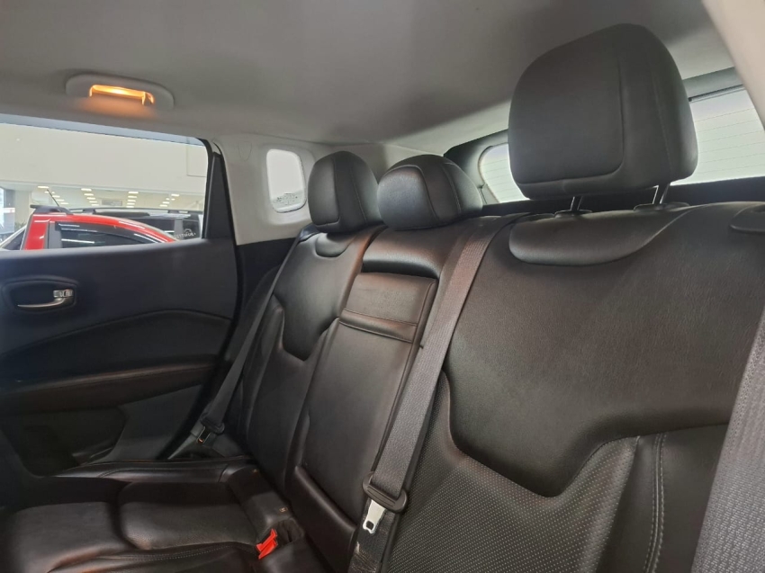 jeep compass 2.0 16v flex limited automatico 4p 2018 jeep compass 2.0 16v flex limited automatico 4p 2018