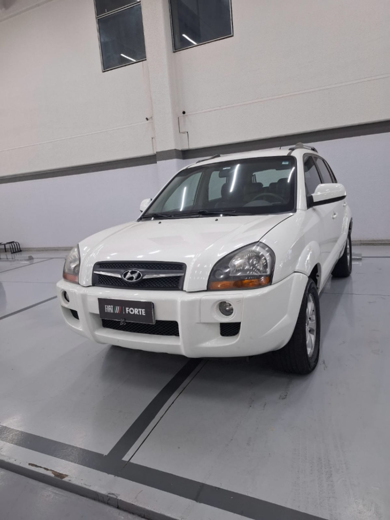 hyundai tucson 2.0 mpfi gls 16v 143cv 2wd flex 4p automatico 2015 hyundai tucson 2.0 mpfi gls 16v 143cv 2wd flex 4p automatico 2015