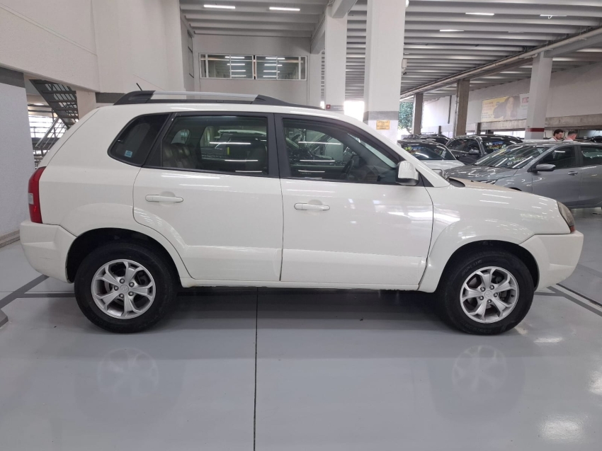 hyundai tucson 2.0 mpfi gls 16v 143cv 2wd flex 4p automatico 2015 hyundai tucson 2.0 mpfi gls 16v 143cv 2wd flex 4p automatico 2015