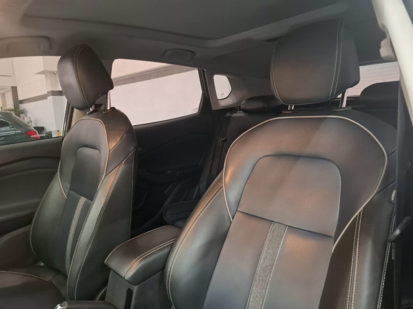 chevrolet tracker 1.2 turbo flex premier automatico 4p 2024 chevrolet tracker 1.2 turbo flex premier automatico 4p 2024
