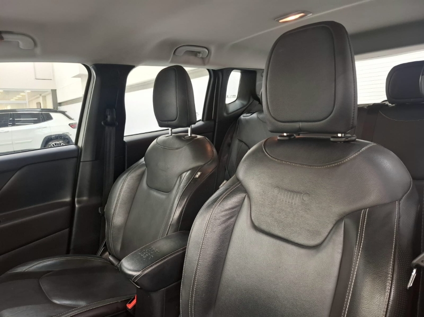 jeep renegade 1.3 t270 turbo flex longitude at6 4p automatico 2022 jeep renegade 1.3 t270 turbo flex longitude at6 4p automatico 2022
