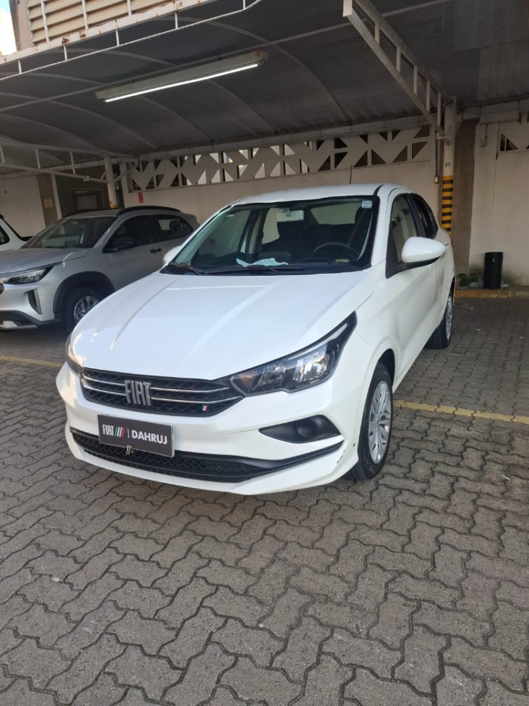 fiat cronos 1.3 firefly flex drive cvt 4p automatico 2023 fiat cronos 1.3 firefly flex drive cvt 4p automatico 2023