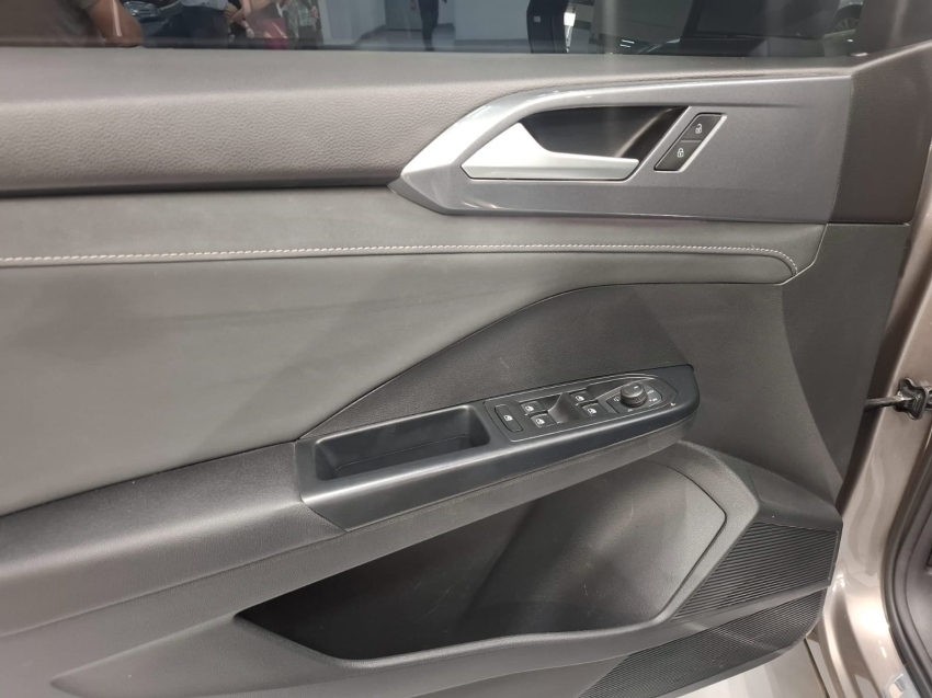 volkswagen taos 1.4 250 tsi total flex highline automatico 4p 2023