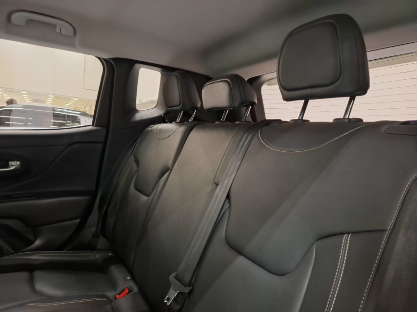 jeep renegade 1.3 t270 turbo flex longitude at6 4p automatico 2023 jeep renegade 1.3 t270 turbo flex longitude at6 4p automatico 2023