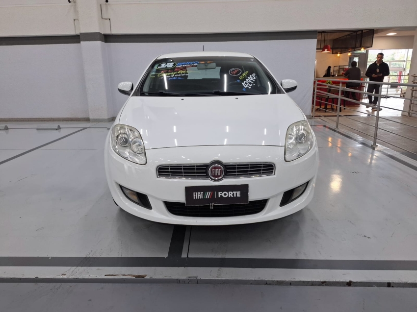 fiat bravo 1.8 absolute 16v flex 4p automatizado semiautomatico 2014 fiat bravo 1.8 absolute 16v flex 4p automatizado semiautomatico 2014
