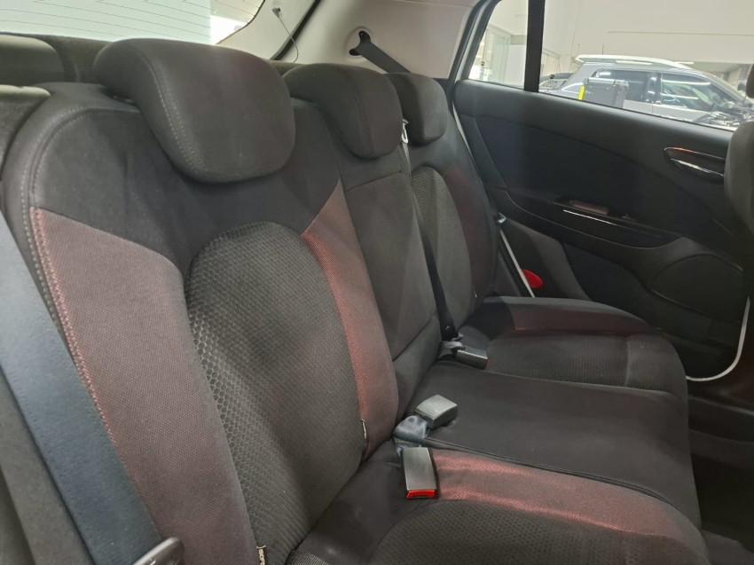 fiat bravo 1.8 absolute 16v flex 4p automatizado semiautomatico 2014 fiat bravo 1.8 absolute 16v flex 4p automatizado semiautomatico 2014