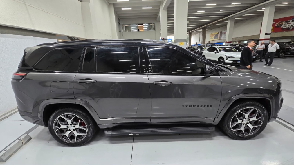 jeep commander 1.3 t270 turbo flex overland at6 4p automatico 20234