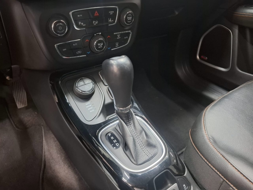 jeep compass 2.0 16v diesel limited 4x4 automatico 4p 20216