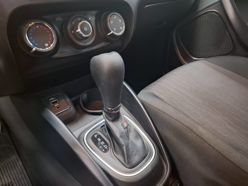 fiat argo 1.3 firefly flex drive cvt 4p automatico 2024 fiat argo 1.3 firefly flex drive cvt 4p automatico 2024