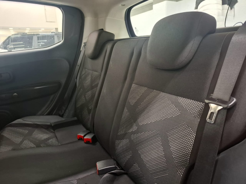 fiat mobi 1.0 evo flex like. manual 4p 2018 fiat mobi 1.0 evo flex like. manual 4p 2018