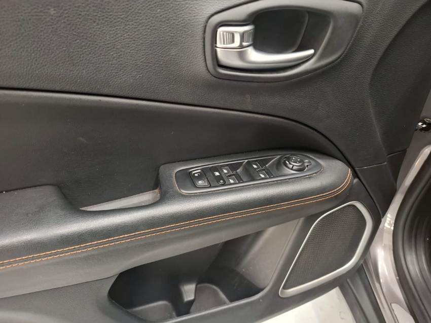 jeep compass 2.0 16v flex limited automatico 4p 2018