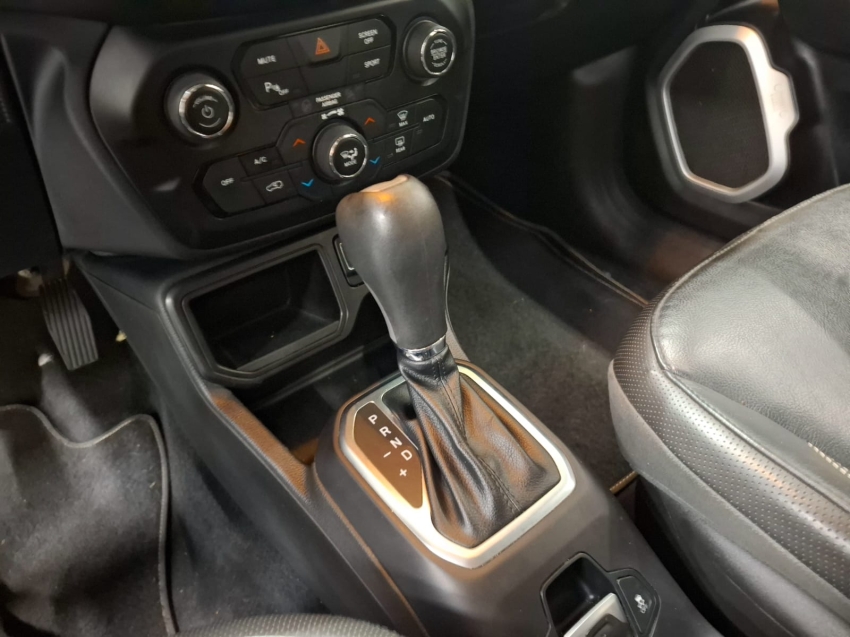 jeep renegade 1.8 16v flex longitude 4p automatico 2020 jeep renegade 1.8 16v flex longitude 4p automatico 2020