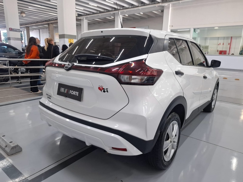 nissan kicks 1.6 16v flexstart active xtronic flex 4p automatico 2023