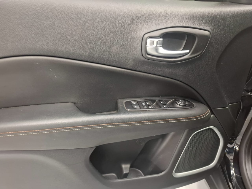jeep compass 2.0 16v flex longitude automatico 4p 2021 jeep compass 2.0 16v flex longitude automatico 4p 2021