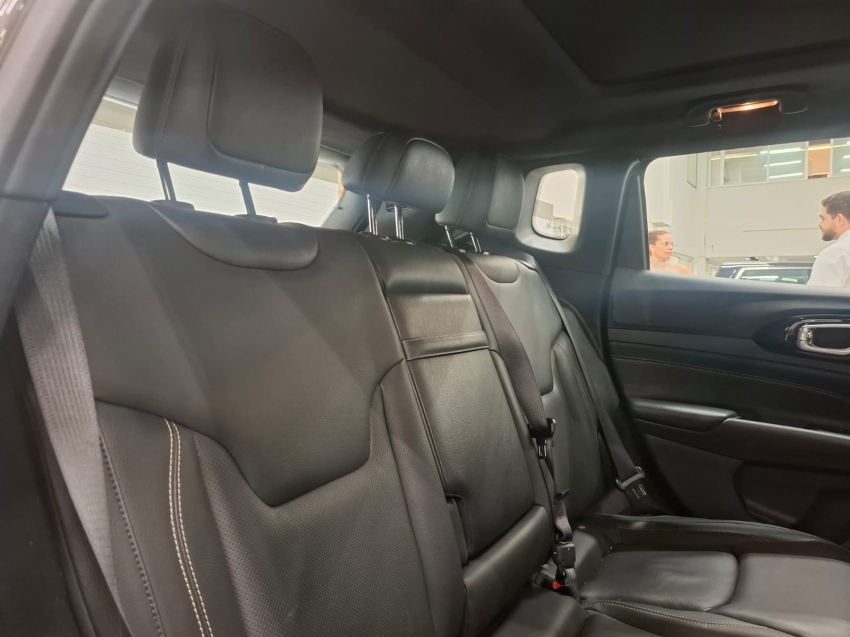 jeep compass 1.3 t270 turbo flex s at6 4p automatico 2025 jeep compass 1.3 t270 turbo flex s at6 4p automatico 2025