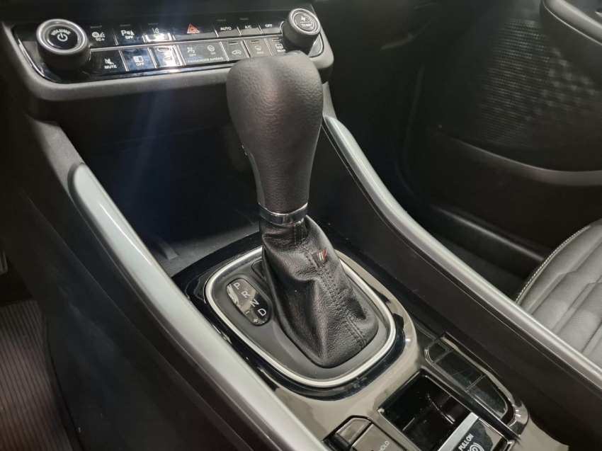 fiat fastback 1.0 turbo 200 flex impetus cvt 4p automatico 2025