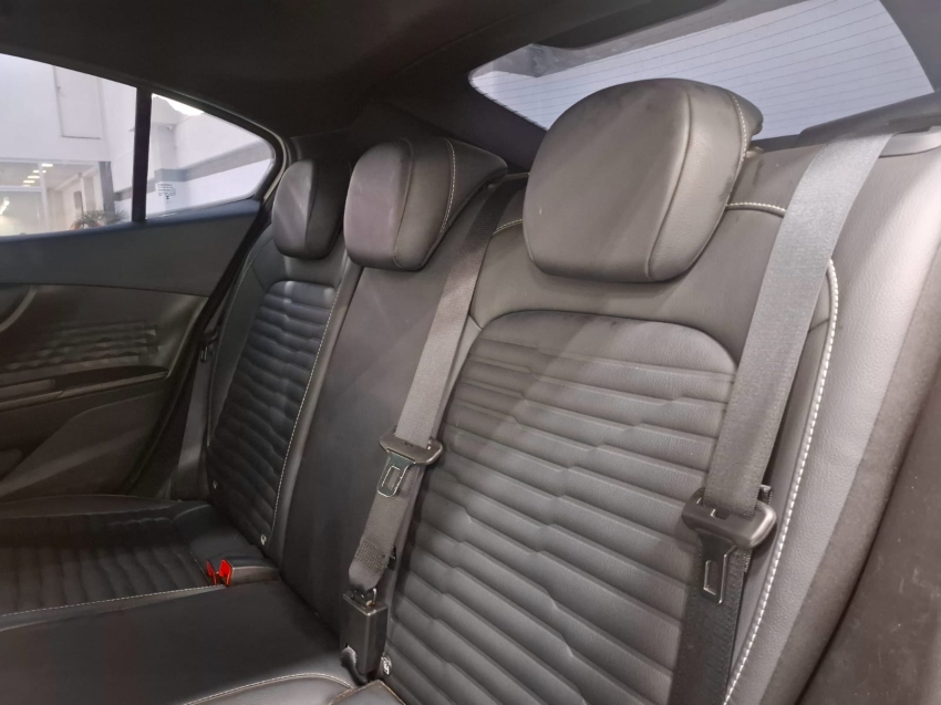 fiat fastback 1.0 turbo 200 flex impetus cvt 4p automatico 2025