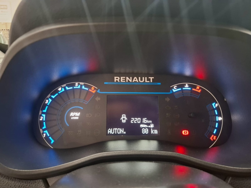 renault kwid 1.0 12v sce flex outsider manual 4p 2025 renault kwid 1.0 12v sce flex outsider manual 4p 2025