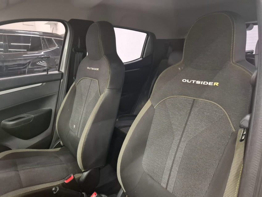 renault kwid 1.0 12v sce flex outsider manual 4p 2025 renault kwid 1.0 12v sce flex outsider manual 4p 2025