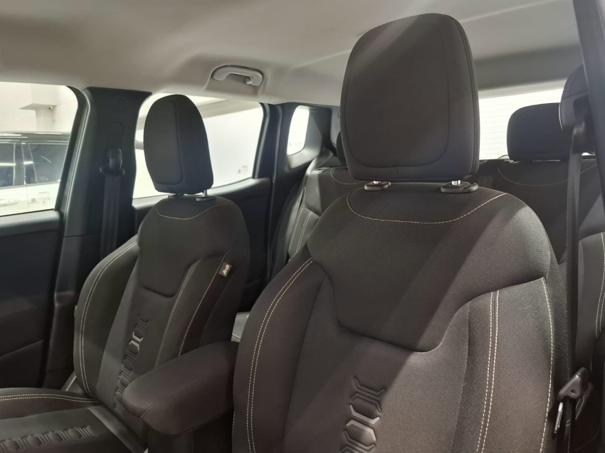 jeep renegade 1.3 t270 turbo flex sport at6 4p automatico 2023 jeep renegade 1.3 t270 turbo flex sport at6 4p automatico 2023