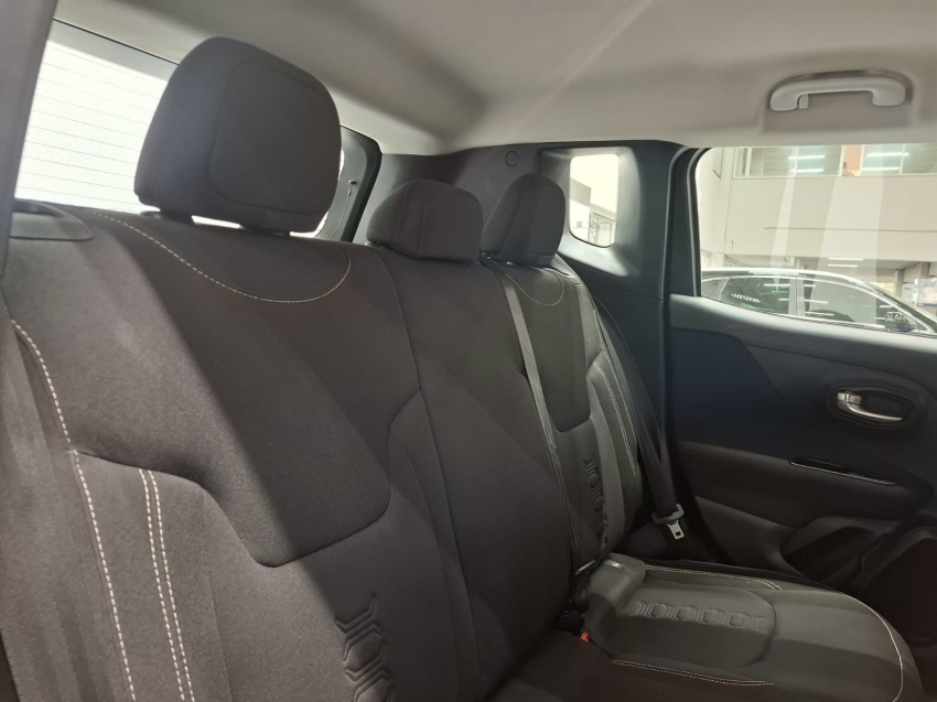 jeep renegade 1.3 t270 turbo flex sport at6 4p automatico 2023 jeep renegade 1.3 t270 turbo flex sport at6 4p automatico 2023