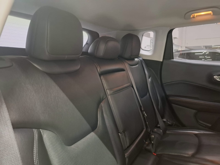 jeep compass 2.0 16v flex longitude automatico 4p 201711