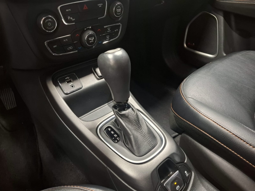 jeep compass 2.0 16v flex longitude automatico 4p 20176