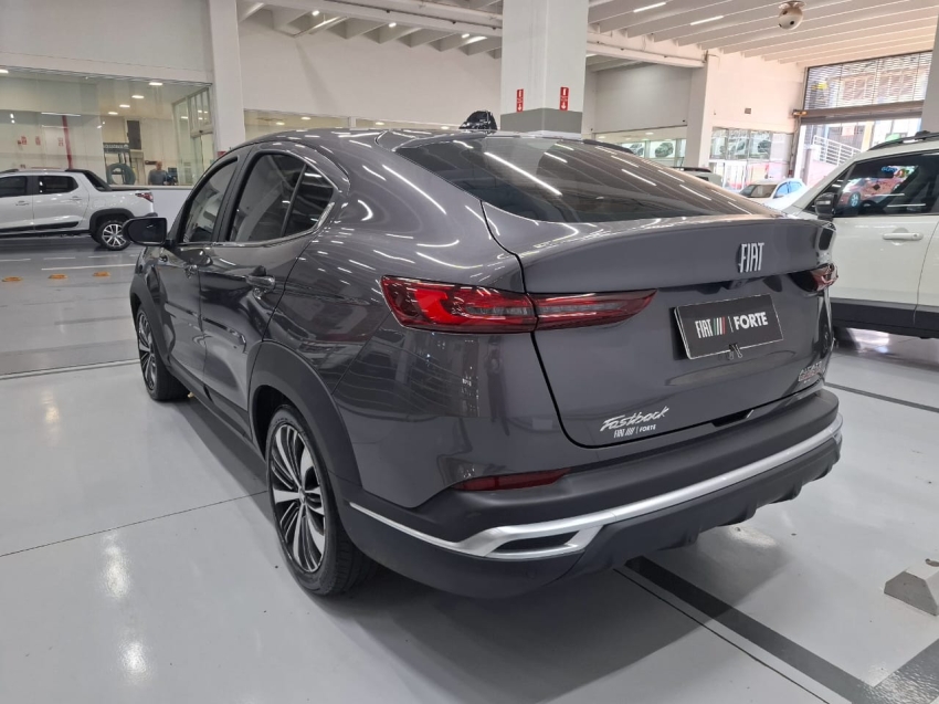 fiat fastback 1.0 turbo 200 flex audace cvt 4p automatico 2023