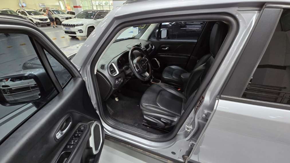 jeep renegade 1.8 16v flex longitude 4p automatico 20216