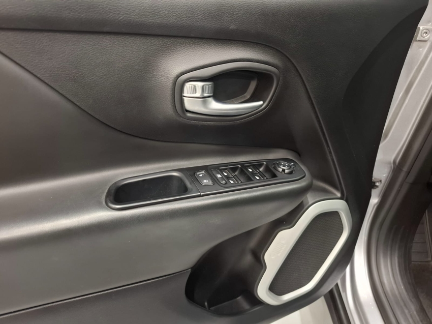 jeep renegade 1.8 16v flex longitude 4p automatico 2021