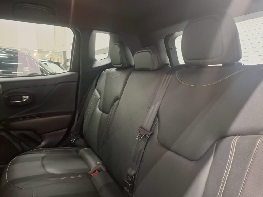 jeep renegade 1.3 t270 turbo flex s 4x4 at9 4p automatico 2022