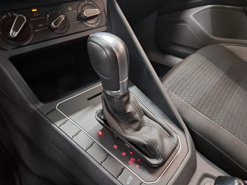 volkswagen polo 1.0 200 tsi comfortline automatico flex 4p 2019