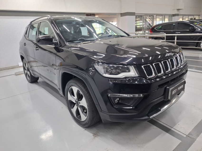 jeep compass 2.0 16v flex longitude automatico 4p 2018 jeep compass 2.0 16v flex longitude automatico 4p 2018