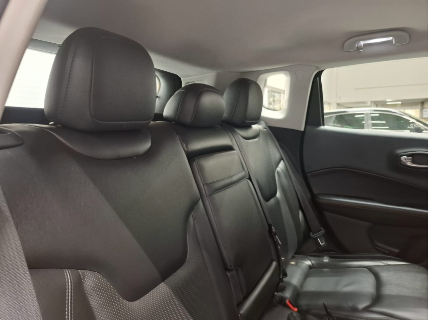 jeep compass 2.0 16v flex longitude automatico 4p 2018 jeep compass 2.0 16v flex longitude automatico 4p 2018