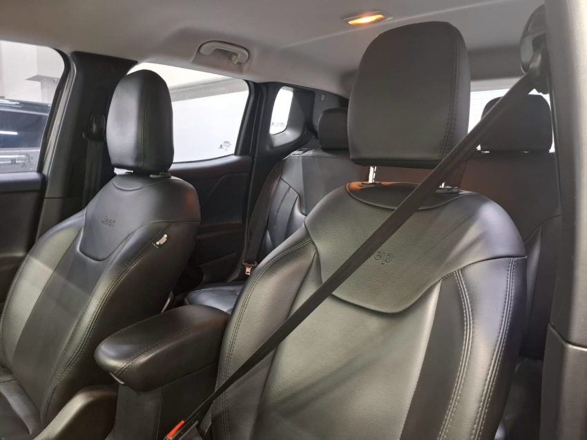 jeep renegade 1.8 16v flex 4p automatico 20209