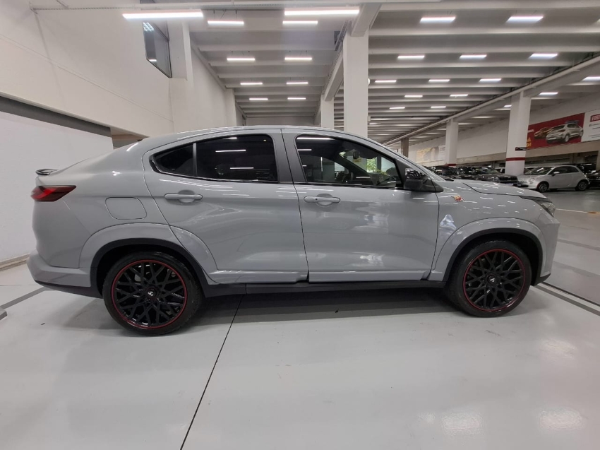 fiat fastback 1.3 turbo 270 flex abarth at6 4p automatico 2024 fiat fastback 1.3 turbo 270 flex abarth at6 4p automatico 2024