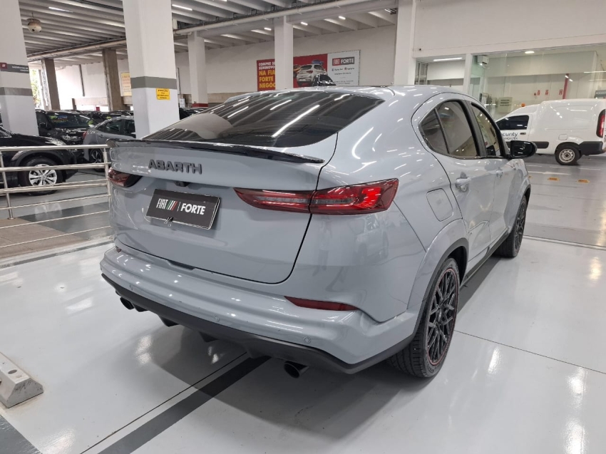 fiat fastback 1.3 turbo 270 flex abarth at6 4p automatico 2024 fiat fastback 1.3 turbo 270 flex abarth at6 4p automatico 2024
