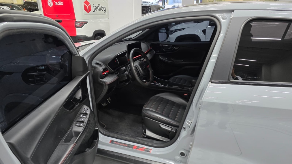 fiat fastback 1.3 turbo 270 flex abarth at6 4p automatico 20246