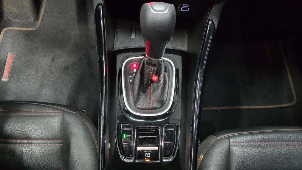 fiat fastback 1.3 turbo 270 flex abarth at6 4p automatico 20247
